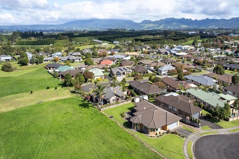 Photo of property in 10 Reabrook Place, Katikati, 3129