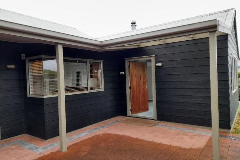 Photo of property in 2/64 Logan Avenue, Wharewaka, Taupo, 3330