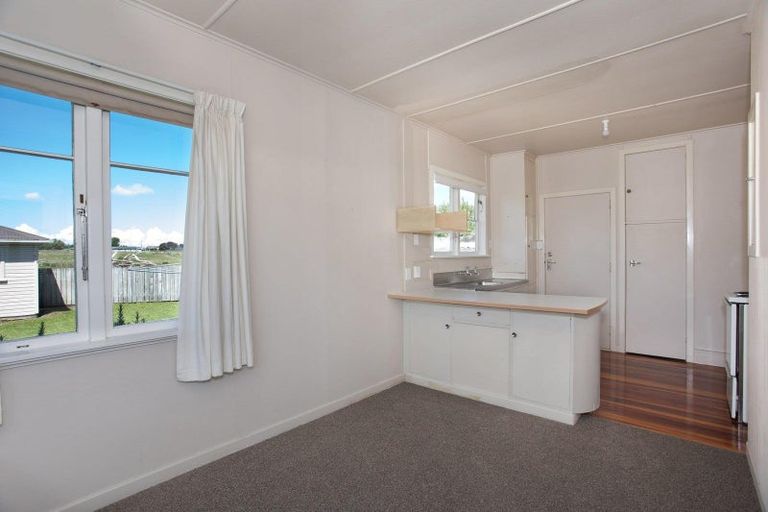 Photo of property in 11 Totara Street, Marton, 4710