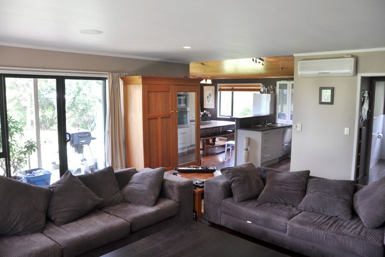 Photo of property in 163 Pukapuka Road, Pohuehue, Warkworth, 0983