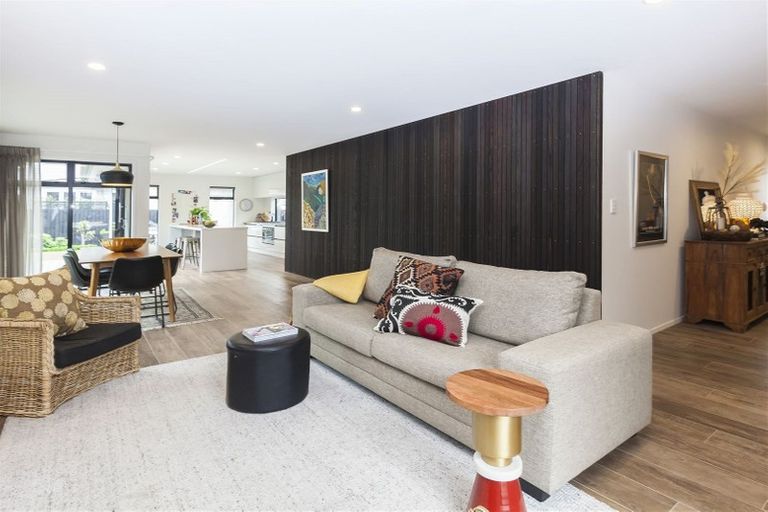 Photo of property in 67 Mays Road, St Albans, Christchurch, 8052