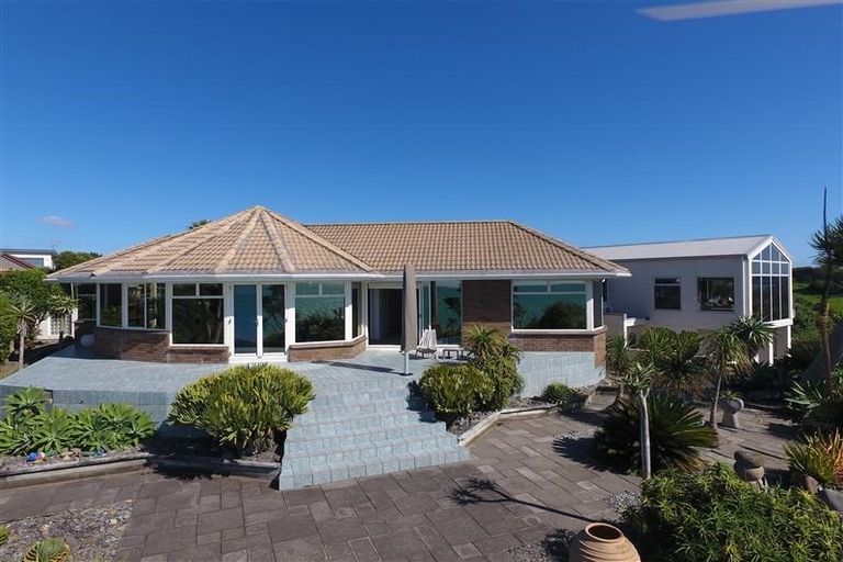 Photo of property in 16b Motukari Place, Onaero, Waitara, 4383