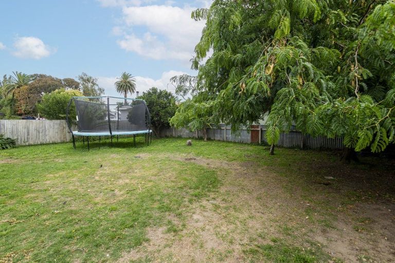 Photo of property in 215 Lytton Road, Elgin, Gisborne, 4010