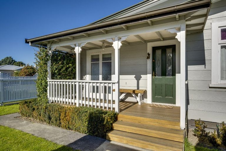 Photo of property in 1213 Caroline Road, Mayfair, Hastings, 4122