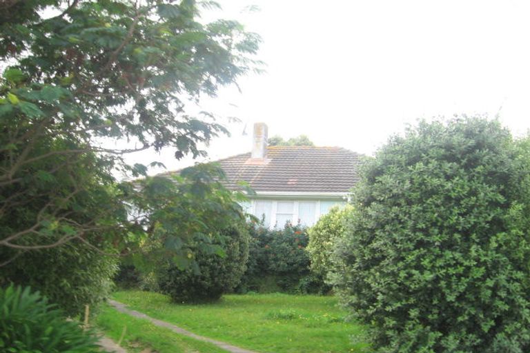 Photo of property in 9 Stevens Crescent, Ranui, Porirua, 5024