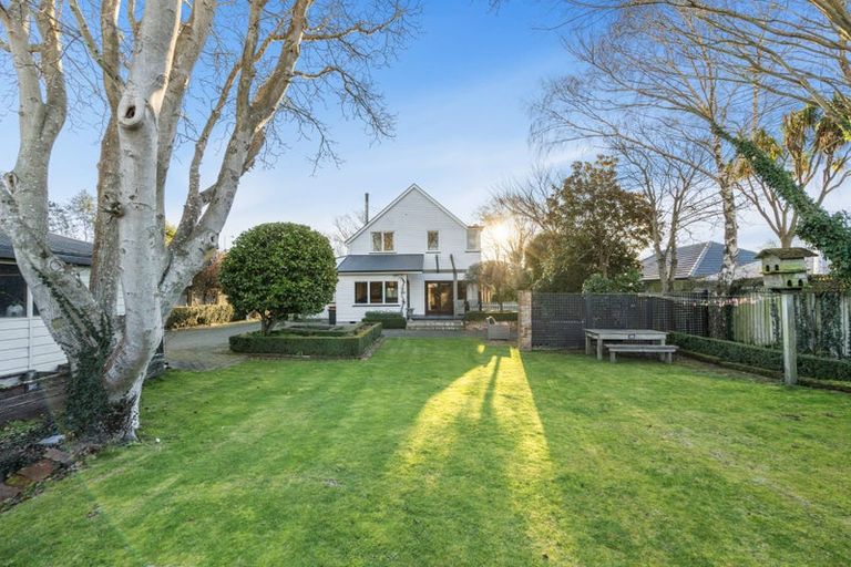 Photo of property in 48 Withells Road, Avonhead, Christchurch, 8042