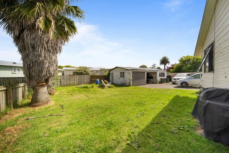 Photo of property in 80 Cottingham Crescent, Mangere East, Auckland, 2024