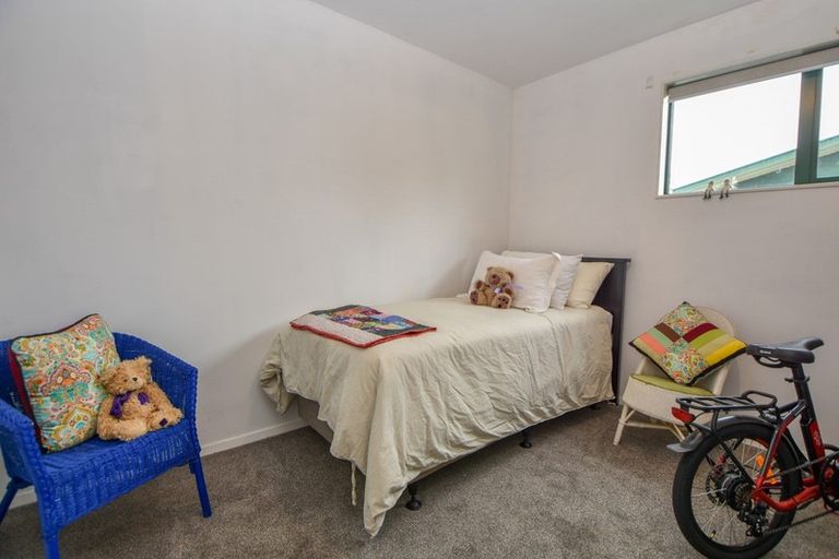 Photo of property in 19a Charles Street, Carterton, 5713