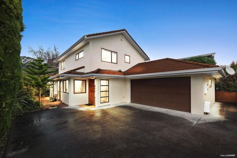 Photo of property in 20 Karetu Road, Greenlane, Auckland, 1051