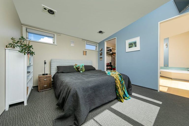 Photo of property in 39b Forrest Hill Road, Milford, Auckland, 0620