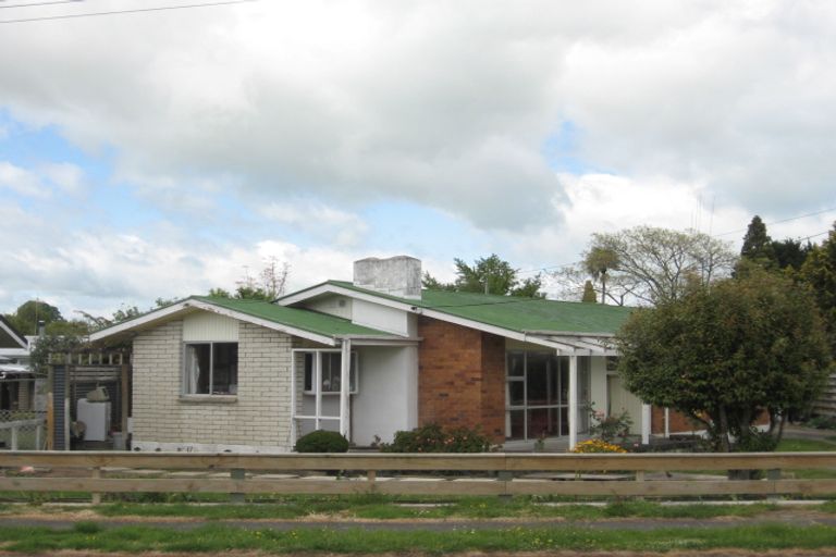 Photo of property in 98 Browning Street, Leamington, Cambridge, 3432