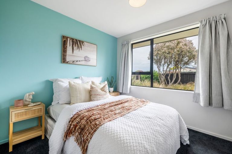 Photo of property in 16 Tie Place, Wigram, Christchurch, 8042