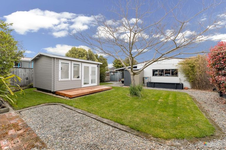 Photo of property in 17 Bristol Street, Trentham, Upper Hutt, 5018