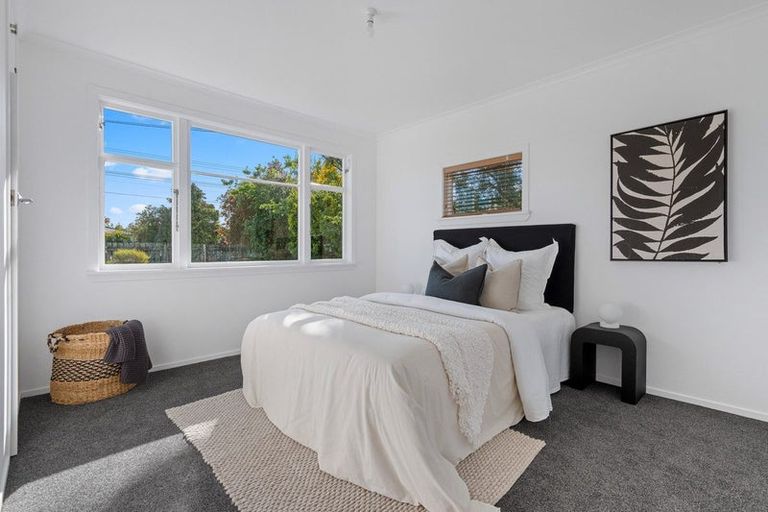 Photo of property in 27 Cologne Street, Martinborough, 5711