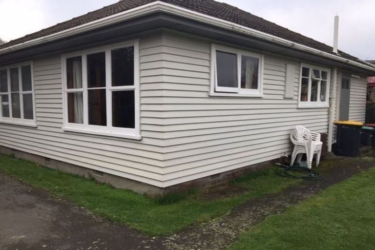 Photo of property in 50 Athol Terrace, Upper Riccarton, Christchurch, 8041