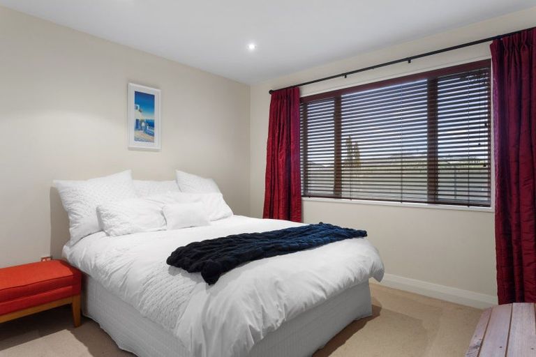 Photo of property in 37 Enverton Drive, Rangiora, 7400