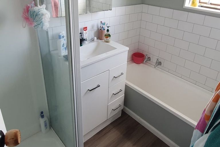 Photo of property in 1a Woodridge Drive, Woodridge, Wellington, 6037