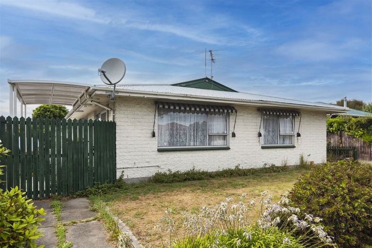 Photo of property in 1/130 Main North Road, Papanui, Christchurch, 8052
