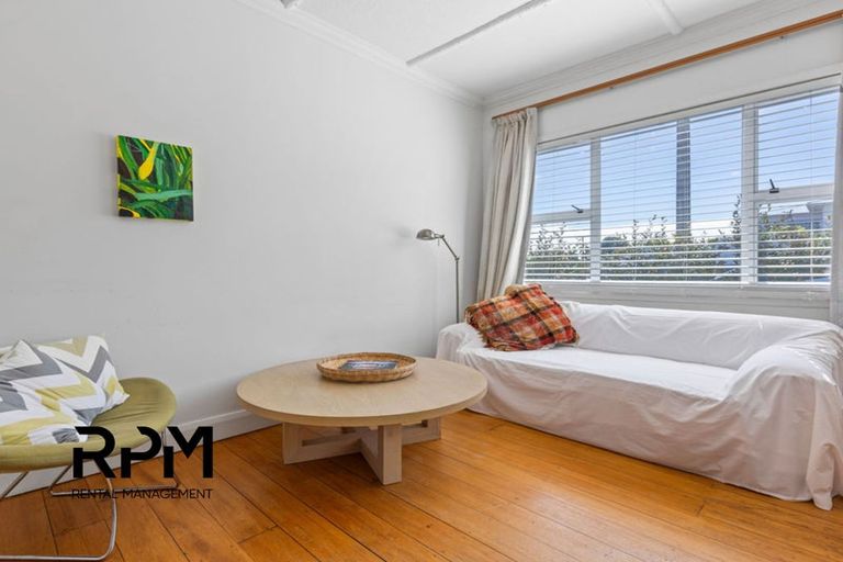 Photo of property in 84 Gover Street, New Plymouth, 4310