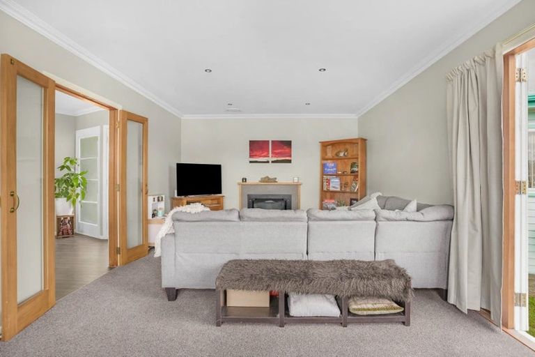 Photo of property in 21 Pollard Street, Wainuiomata, Lower Hutt, 5014