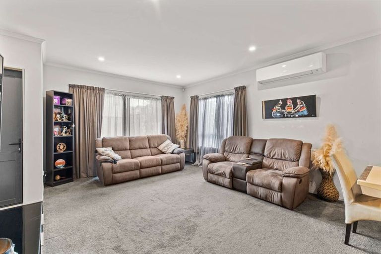 Photo of property in 25 Hitori Street, Weymouth, Auckland, 2103