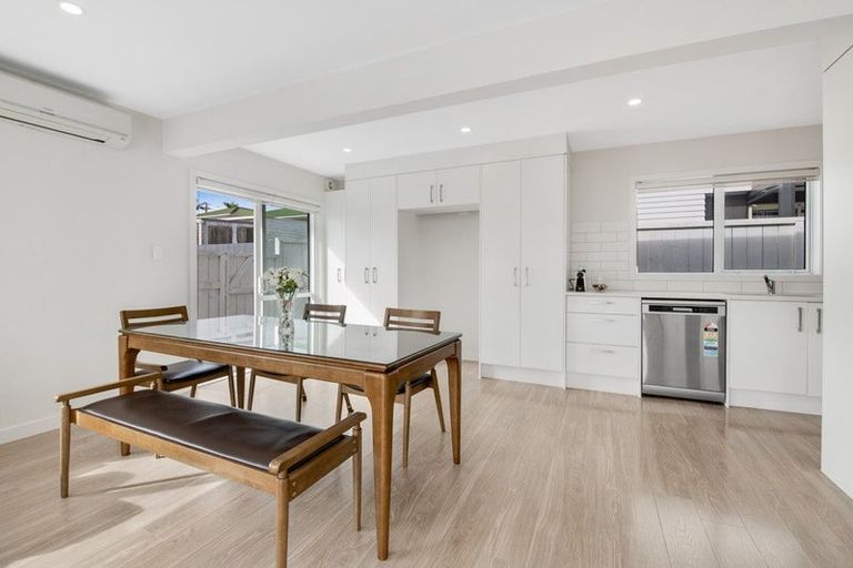 Photo of property in 23 Wylie Avenue, Sunnynook, Auckland, 0620