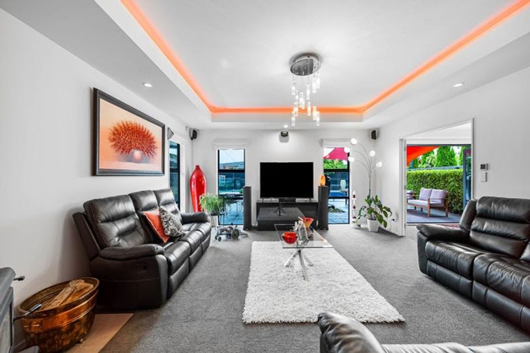 Photo of property in 12 Rossington Drive, West Melton, 7618