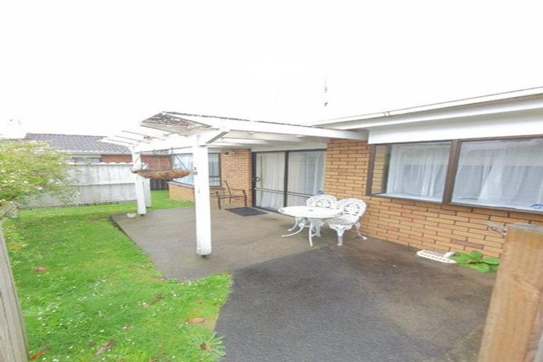 Photo of property in 2/27 King Edward Avenue, Papakura, 2110
