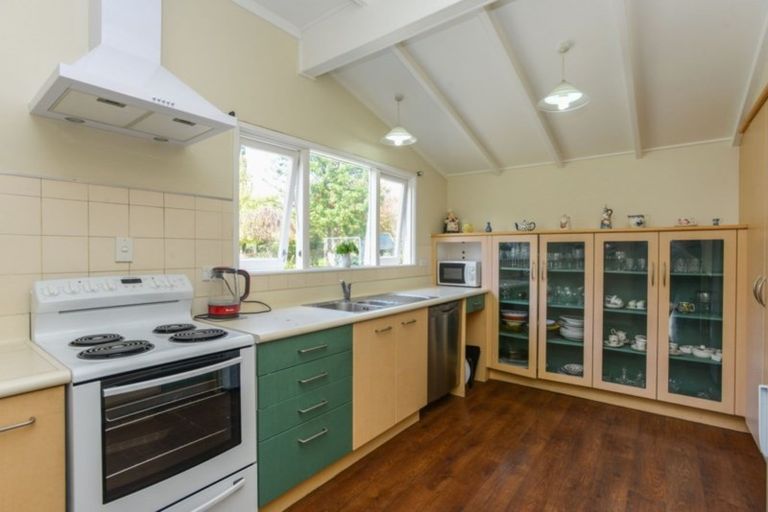 Photo of property in 1 Hereworth Grove, Havelock North, 4130