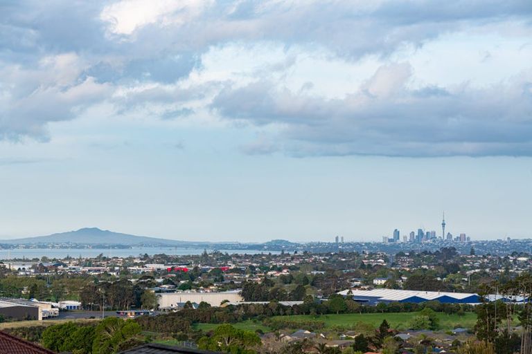 Photo of property in 218 Metcalfe Road, Ranui, Auckland, 0612