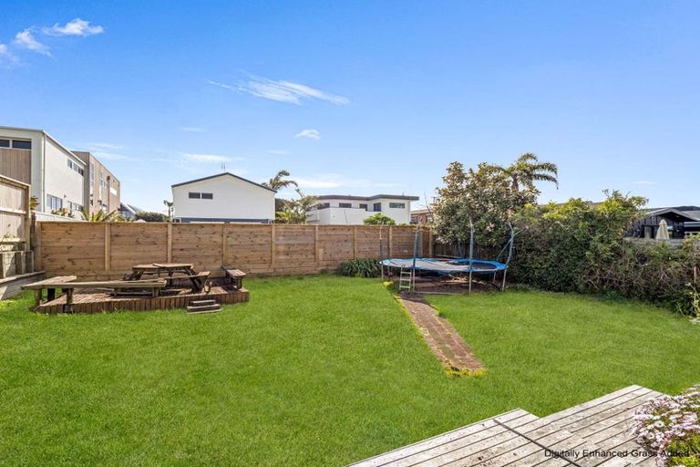 Photo of property in 1219 Papamoa Beach Road, Papamoa Beach, Papamoa, 3118