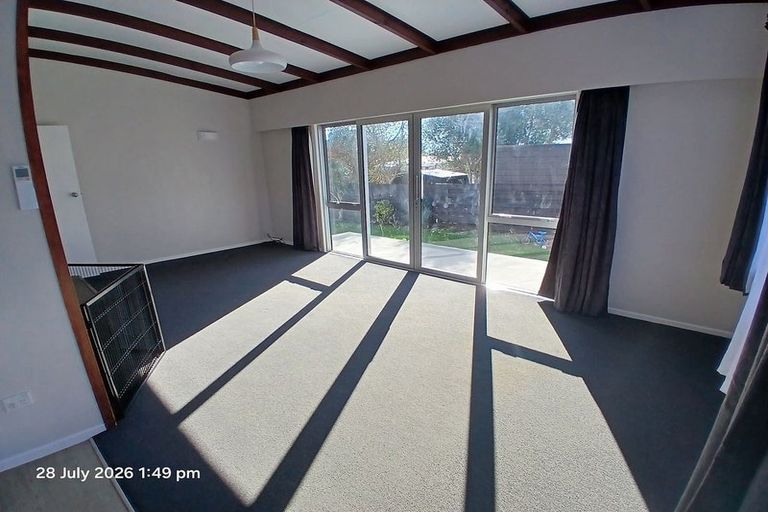 Photo of property in 5a Rennell Street, Frankleigh Park, New Plymouth, 4310