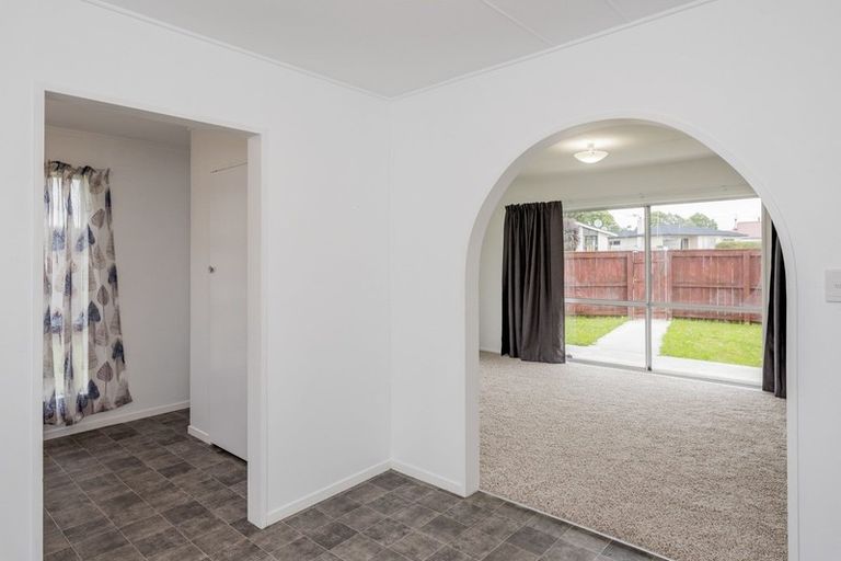 Photo of property in 38 Strathmore Avenue, Levin, 5510