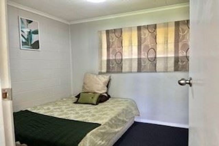 Photo of property in 80a Millbrook Road, Henderson, Auckland, 0612