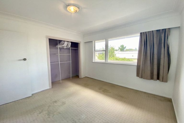 Photo of property in 128 Gillies Avenue, Taupo, 3330