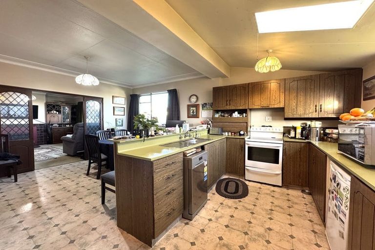 Photo of property in 118 Clyde Street, Balclutha, 9230