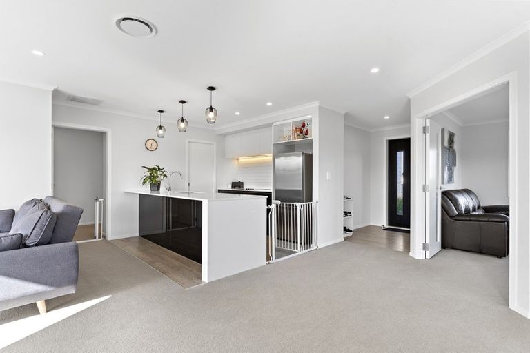 Photo of property in 22 Mitre Way, Solway, Masterton, 5810