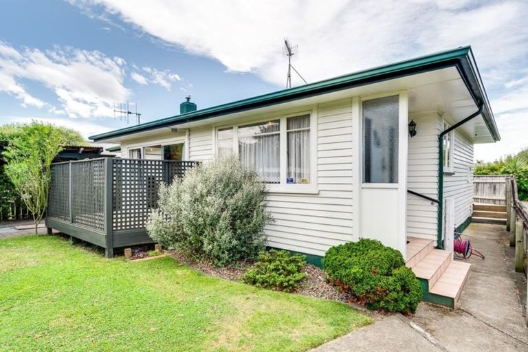 Photo of property in 5 Otatara Road, Taradale, Napier, 4112