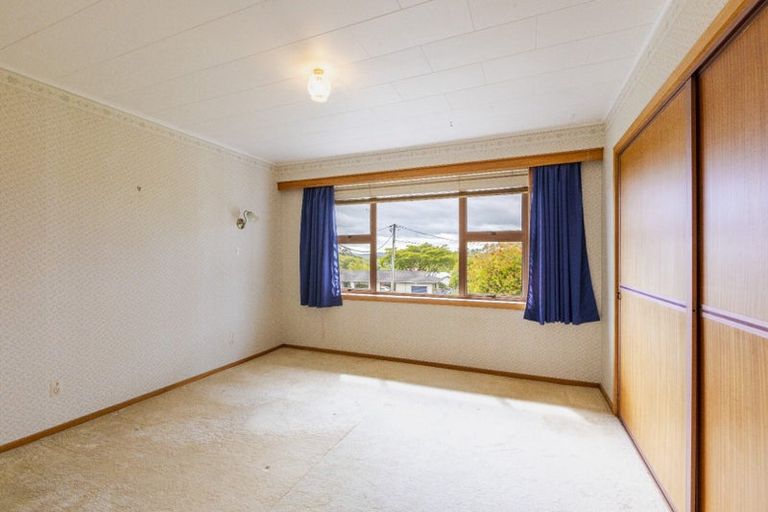 Photo of property in 32 Domain Road, Waipawa, 4210
