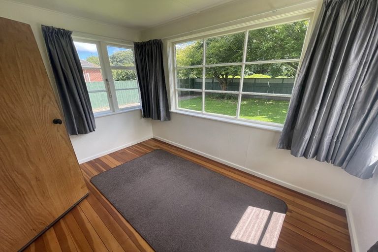 Photo of property in 352 Cambridge Terrace, Naenae, Lower Hutt, 5011