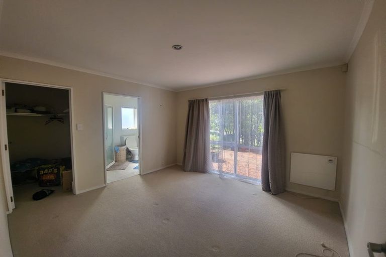 Photo of property in 12 Notre Dame Way, Albany, Auckland, 0632