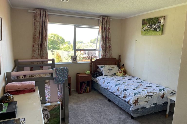 Photo of property in 6 Mclintock Street, Johnsonville, Wellington, 6037