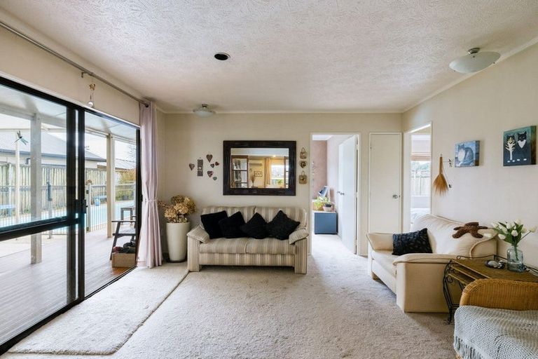 Photo of property in 233 Lamb Street, Leamington, Cambridge, 3432