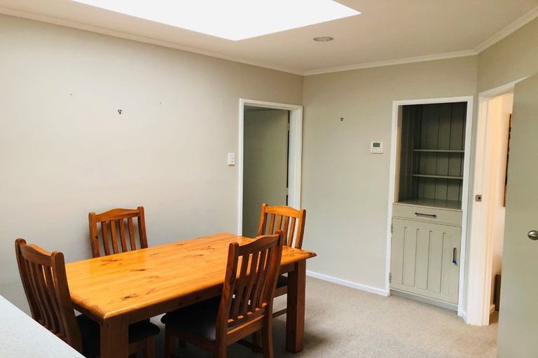 Photo of property in 25 Kent Terrace, Taradale, Napier, 4112
