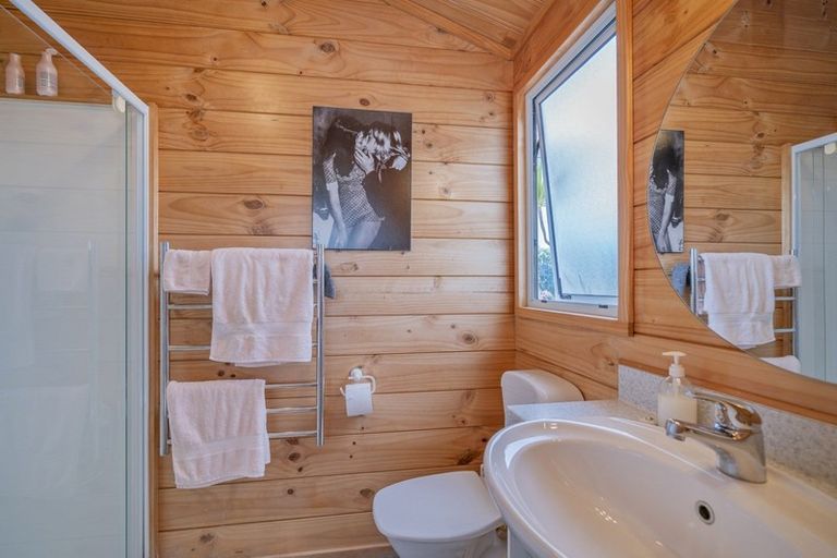 Photo of property in 9 Charles Green Drive, Cooks Beach, Whitianga, 3591