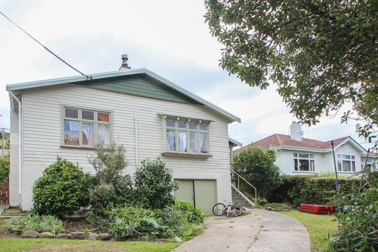 Photo of property in 2 Colne Street, Oamaru North, Oamaru, 9400