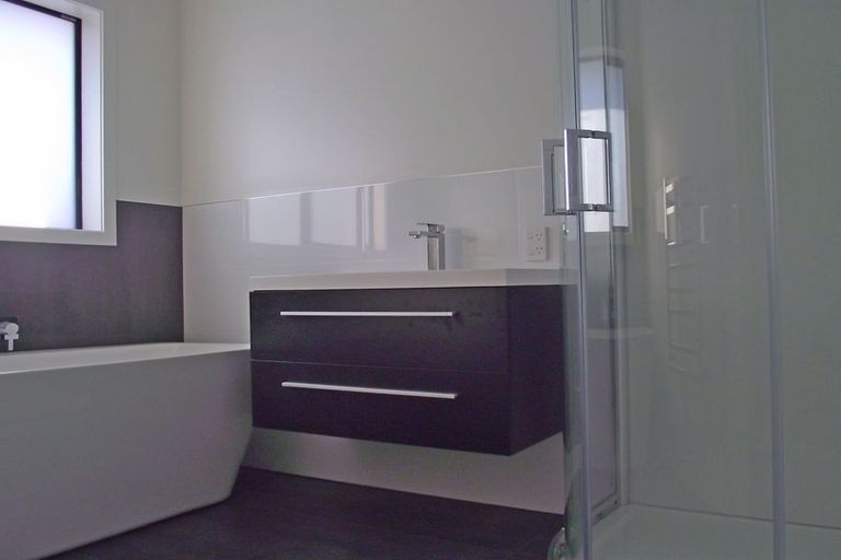 Photo of property in 45 Armstrong Avenue, Carterton, 5713