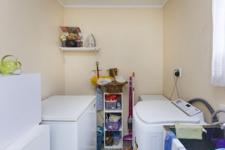 Photo of property in 8/63 North Street, Palmerston North, 4410