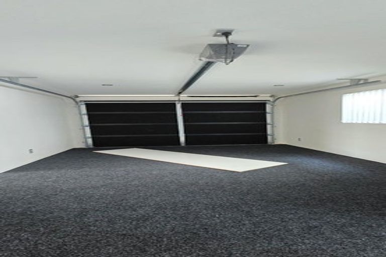 Photo of property in 8a Nield Road, Manurewa, Auckland, 2102