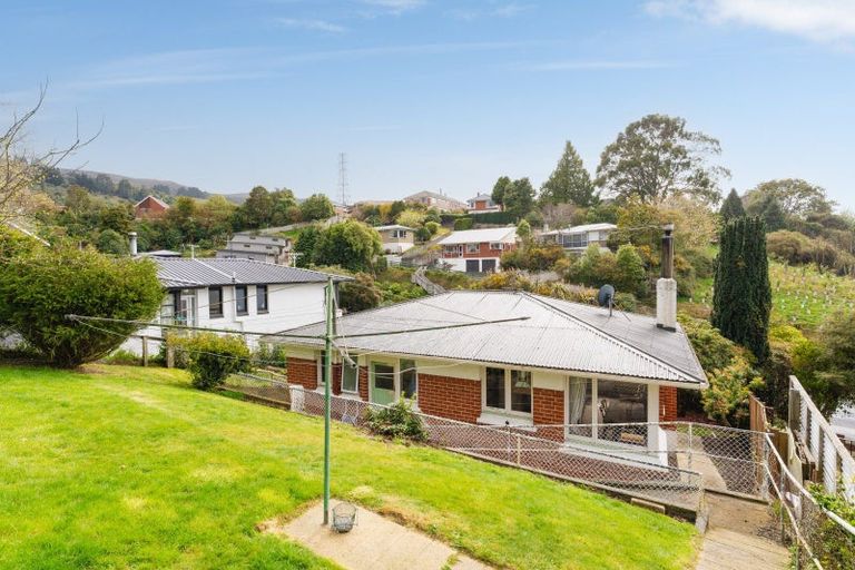 Photo of property in 21 Centennial Avenue, Helensburgh, Dunedin, 9010